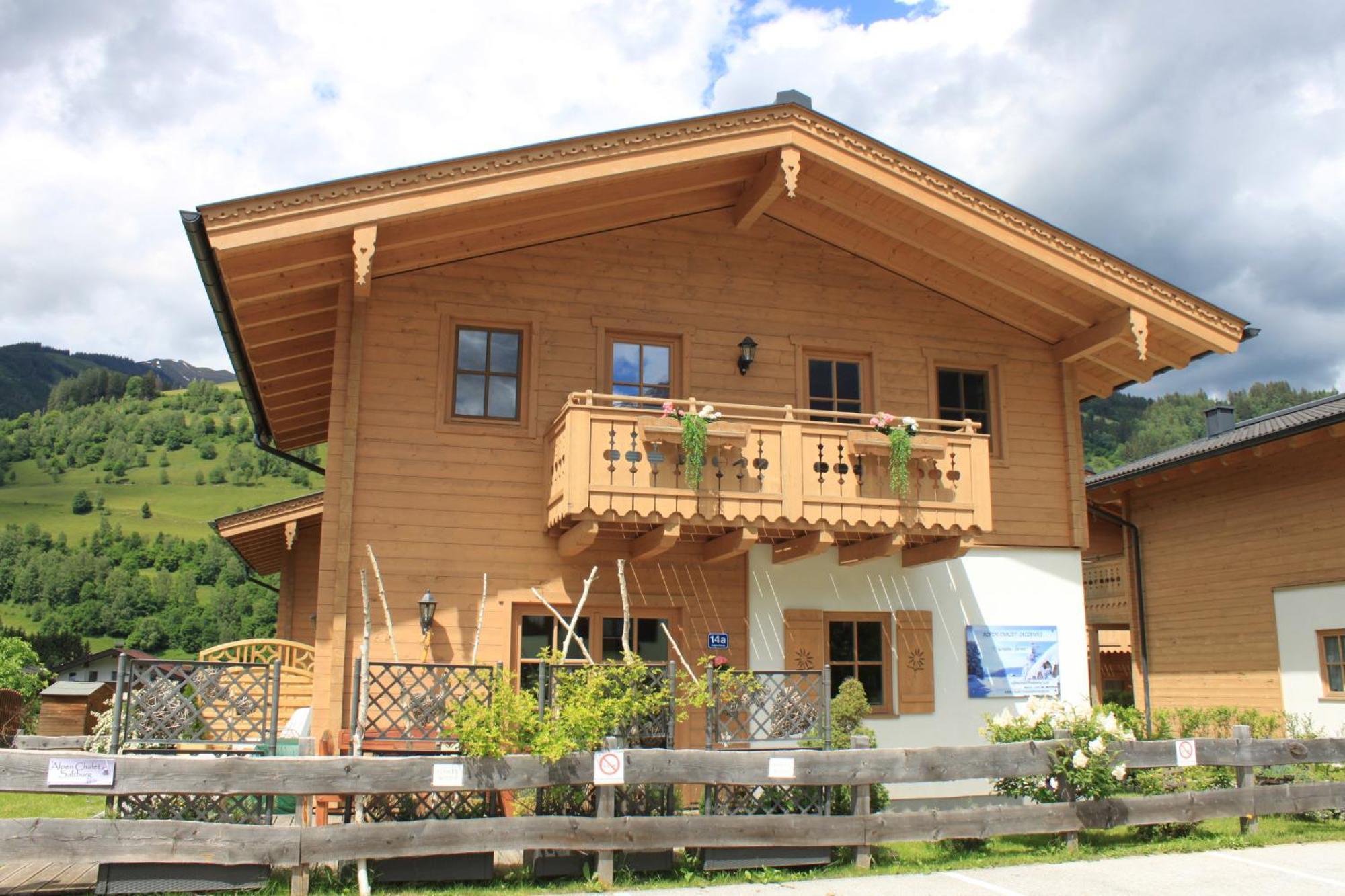 Alpen Chalets Zell Am See Niedernsill Exterior photo